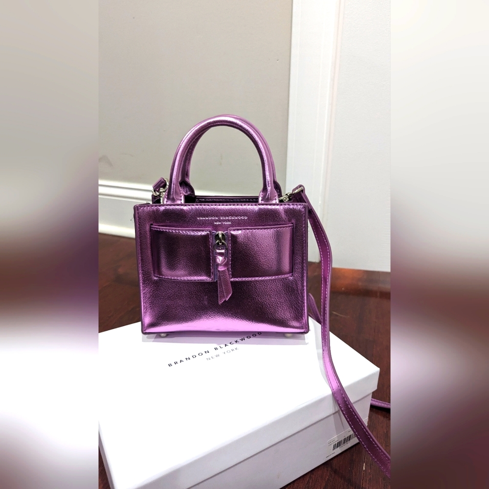 Kuei Bag in Metallic Hot Purple Leather with Silver Hardware
